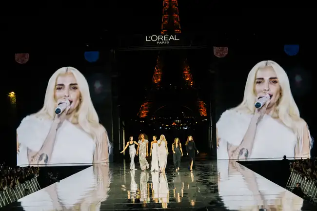 Le Défilé de L’Oréal Paris en una celebración de la identidad, la confianza y el orgullo latino.  