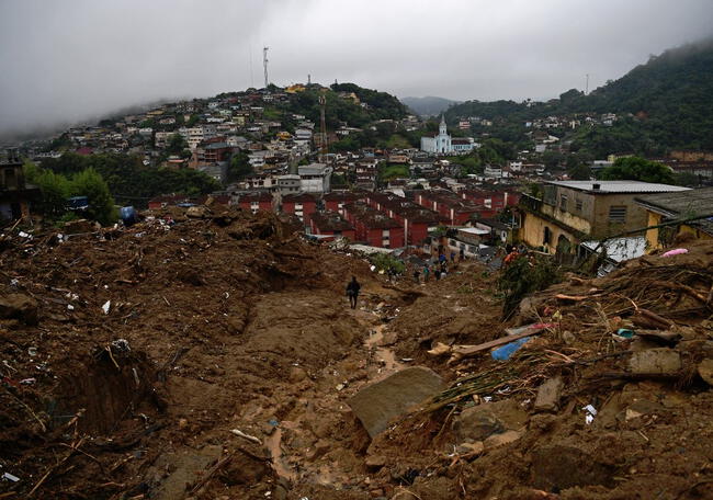  Panorama desolador tras las fuertes lluvias en Brasil. (Fuente AFP)   