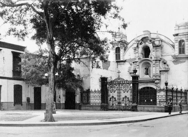 Imagen del Monasterio de Santa Teresa de Lima, destruido para la amplicación de la avenida Abancay.   