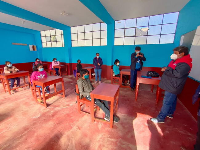 Colegio en el Perú.   