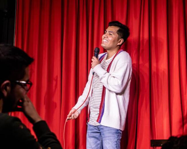 <em> Foto: Taburete comedia </em> <em> Foto: Taburete comedia </em>