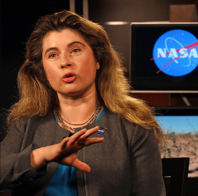 Michelle Thaller, cientifica de la NASA   