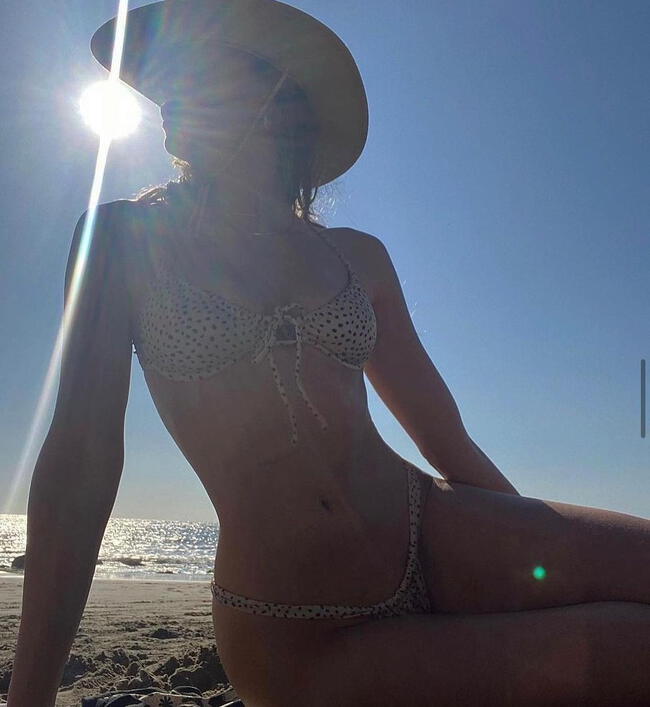 Milett Figueroa causa sensación en Máncora con sexy bikini. | Instagram.    