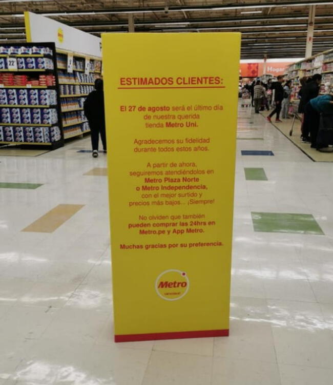 Este fue el comunicado que emitió la tienda para sus clientes. &nbsp;Foto: Isabel Nomberto/La República    