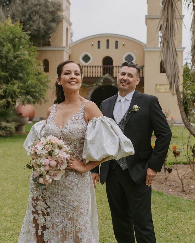 Marina Mora y Alejandro Valenzuela remecieron la farándula peruana el día de su boda.   