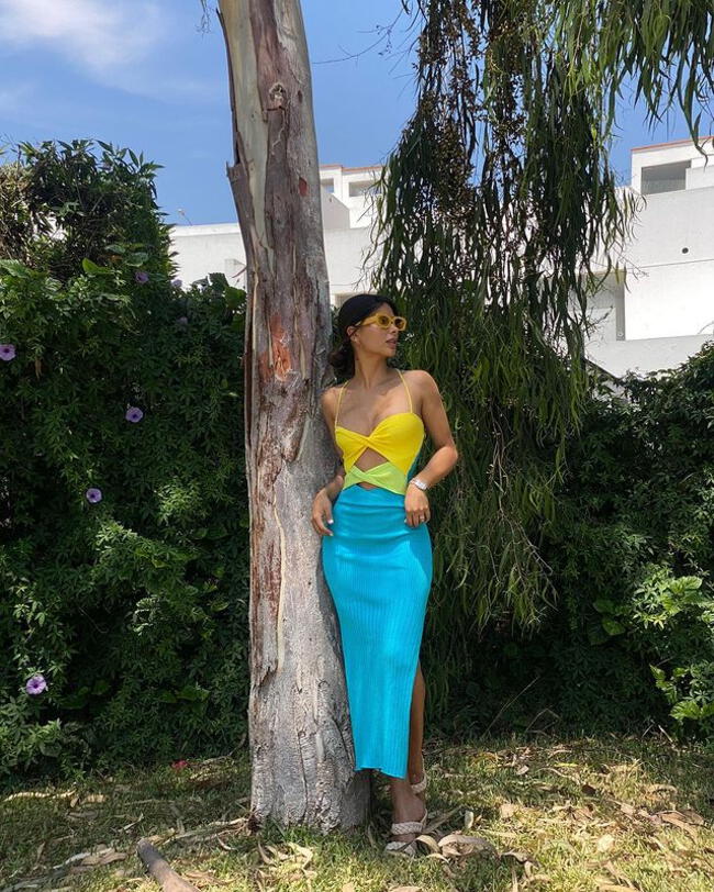 Ivana Yturbe con hermoso vestido de hilo. | Instagram.    