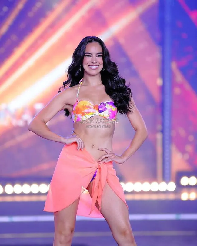 Valeria Florez deslumbra con traje de baño en Miss Supranational. | Instagram.    
