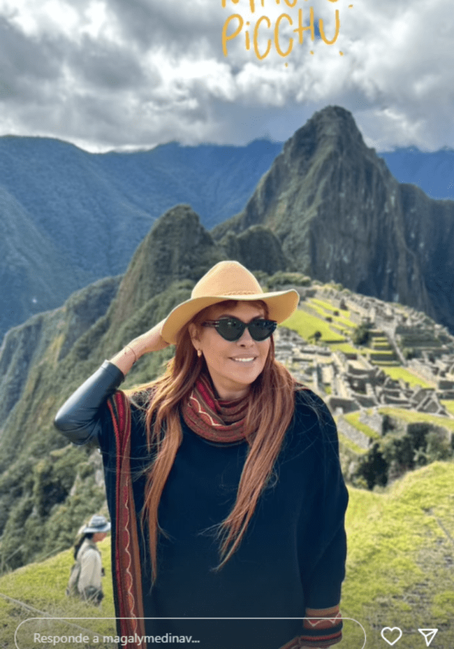 Magaly Medina luce increíble poncho andino en Machu Picchu. | Instagram.    