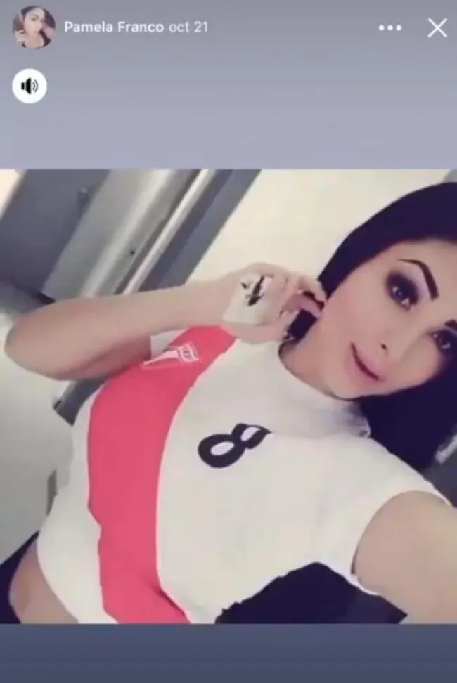  Pamela Franco utilizaba la camiseta del número de Christian Cueva.    