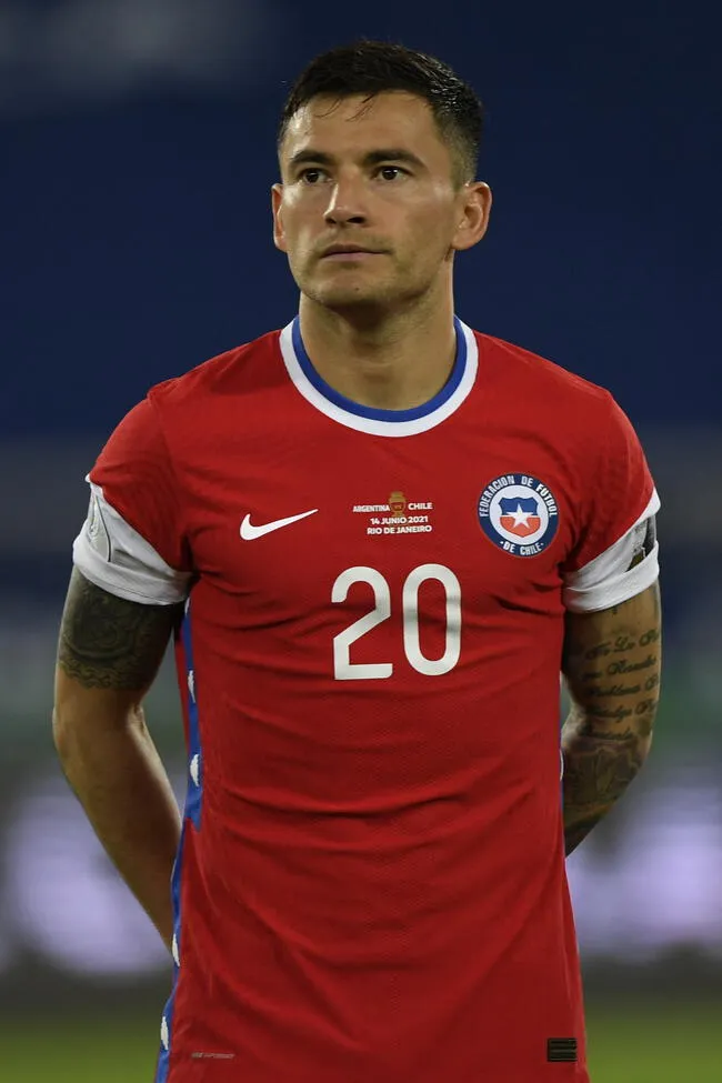 Charles Aránguiz rechazó el llamado de Ricardo Gareca para volver a la selección de Chile.   